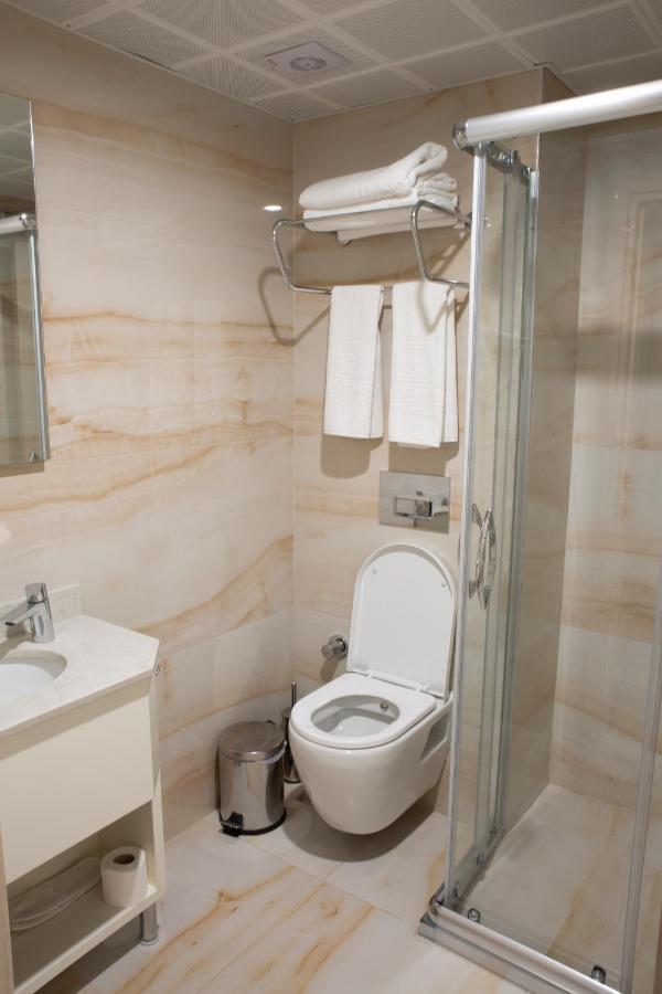 Alpinn Hotel Due Istanbul Bagian luar foto